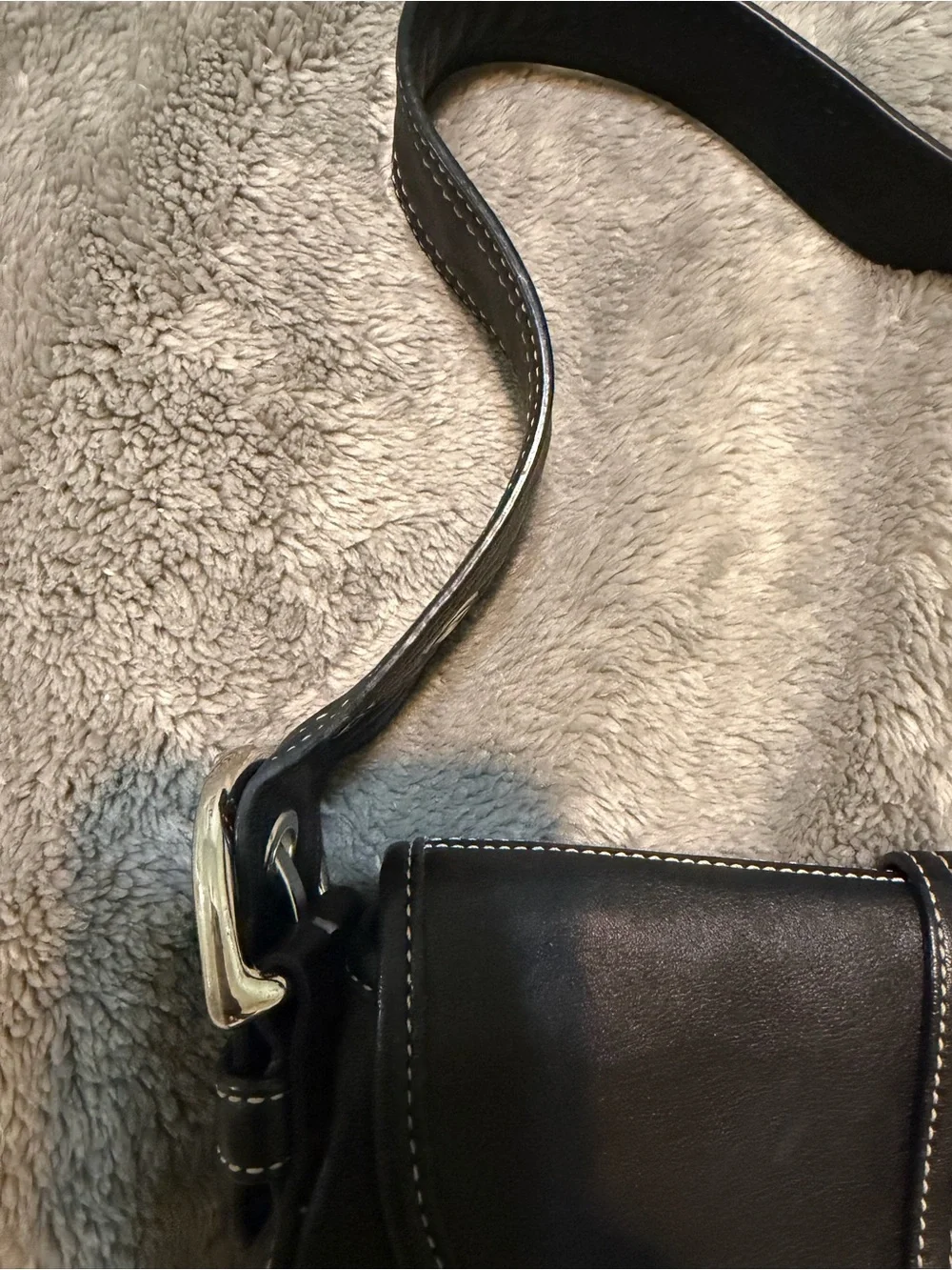 Coach vintage leather mini soho soho